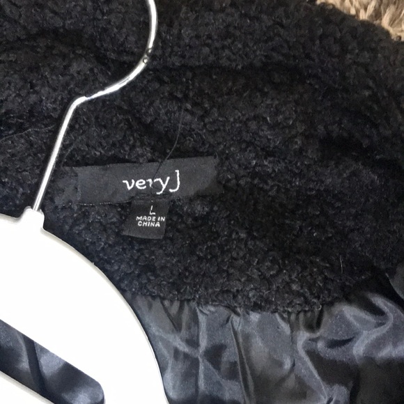 Fleece jacket - Picture 2 of 3